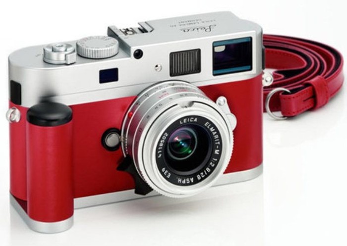 Máy ảnh Leica MP Hermes phiên bản giới hạn có giá gần 21.000 USD cũng đã có mặt tại Việt Nam.